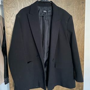 Black Zara Blazer